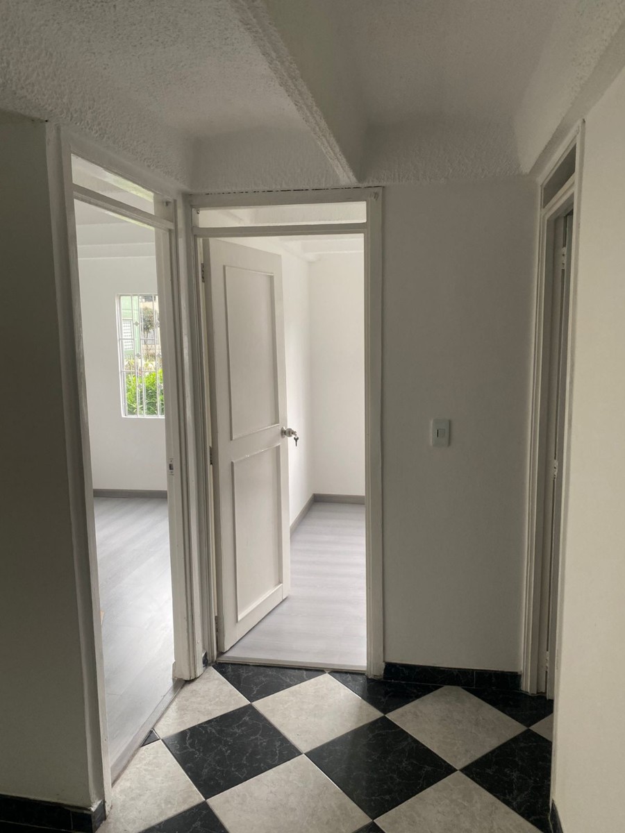 Cl. 86 #95-23, Engativá, Bogotá, Colombia 3